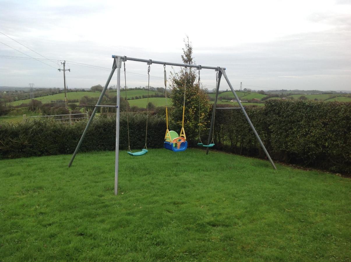 The Rock Equestrian Farm B&B Bailieborough Exteriör bild